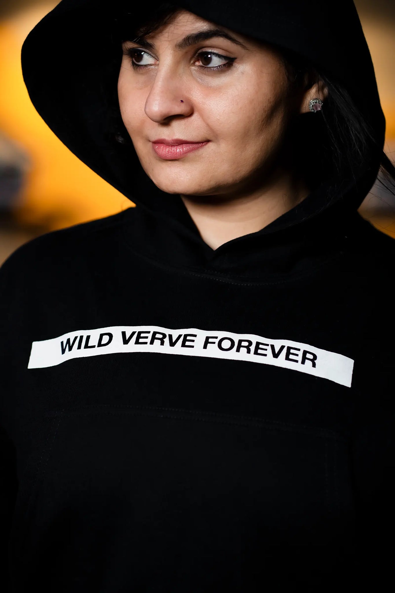 WILD VERVE FOREVER (CROPPED) HOODIE IN BLACK