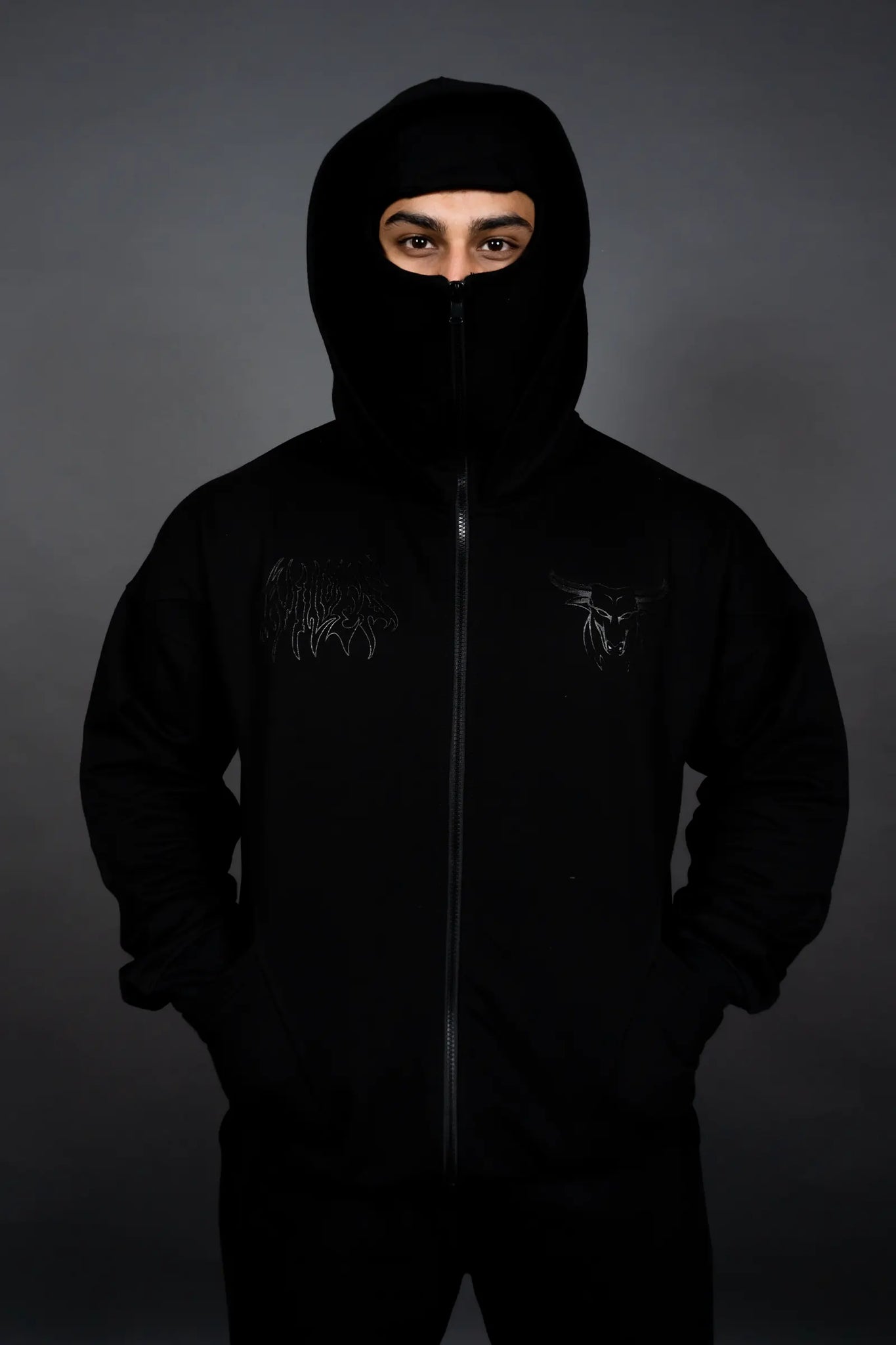 GHOST WARRIOR ZIPPER HOODIE (BLACK)