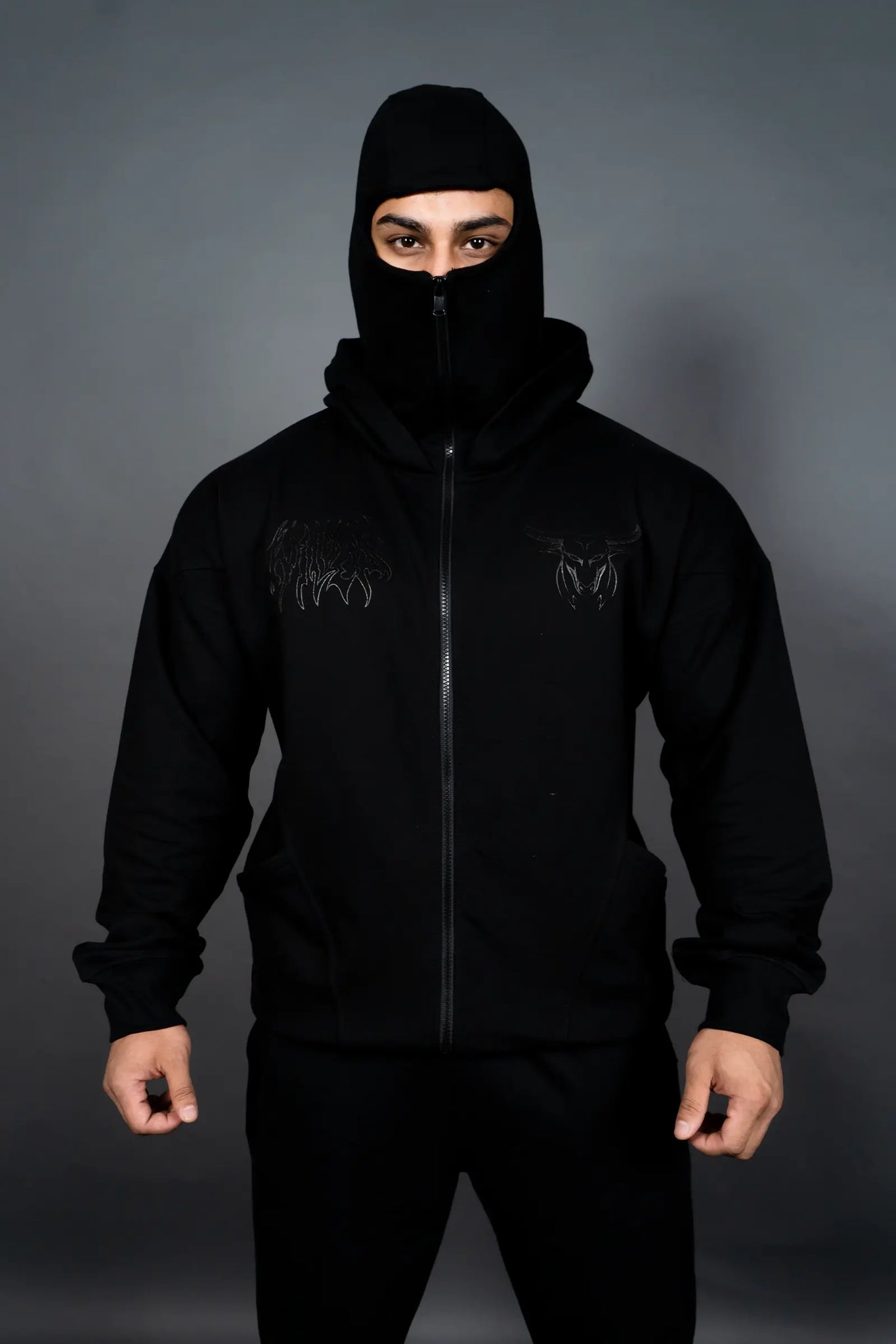 GHOST WARRIOR ZIPPER HOODIE (BLACK)