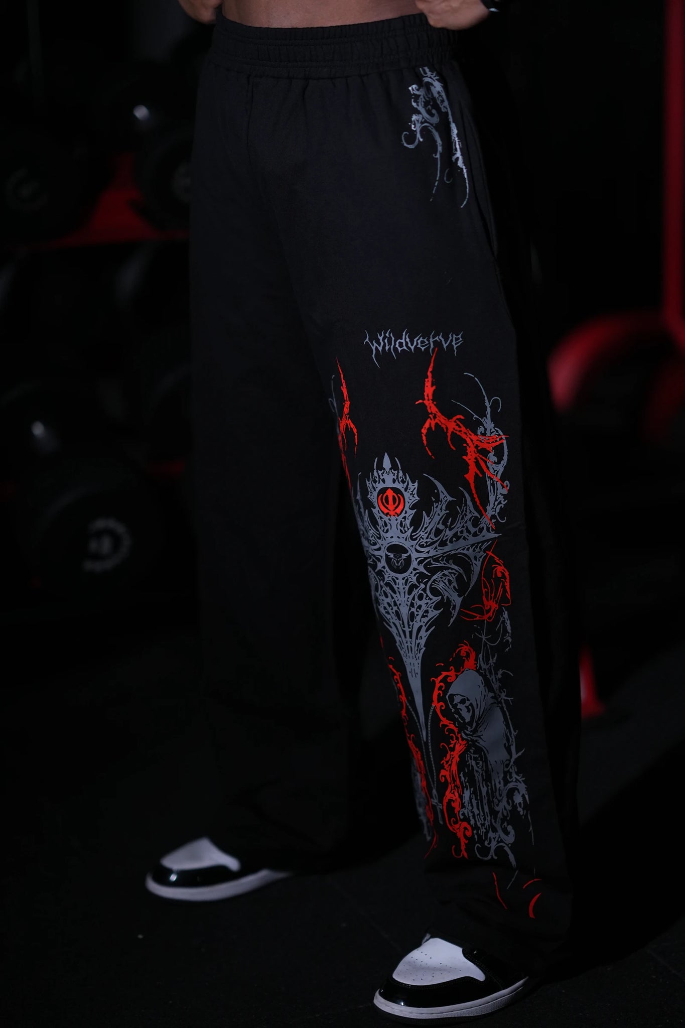 WILDVERVE NIGHT REIGN SWEATPANTS (BLACK RED)