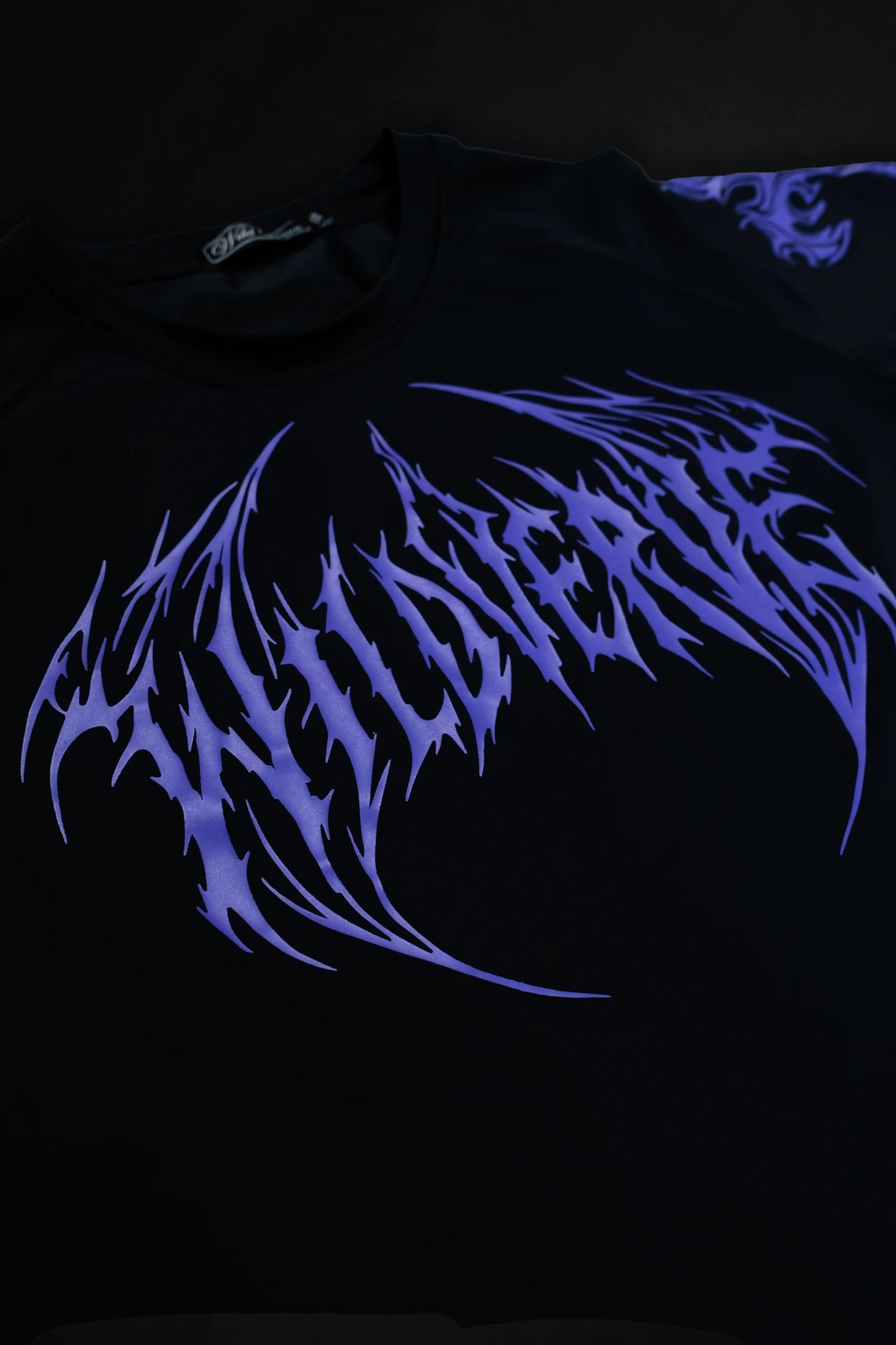 DARK OMEN COMPRESSION TEE (BLACK)