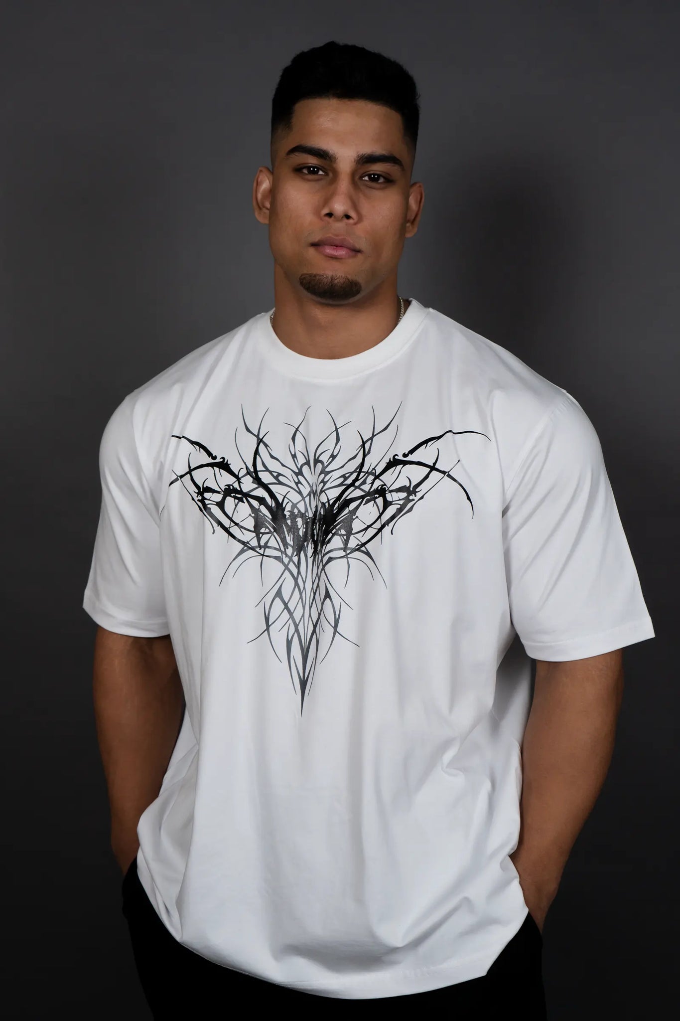 HELLBOUND LEADER OVERSIZED T-SHIRT (WHITE)