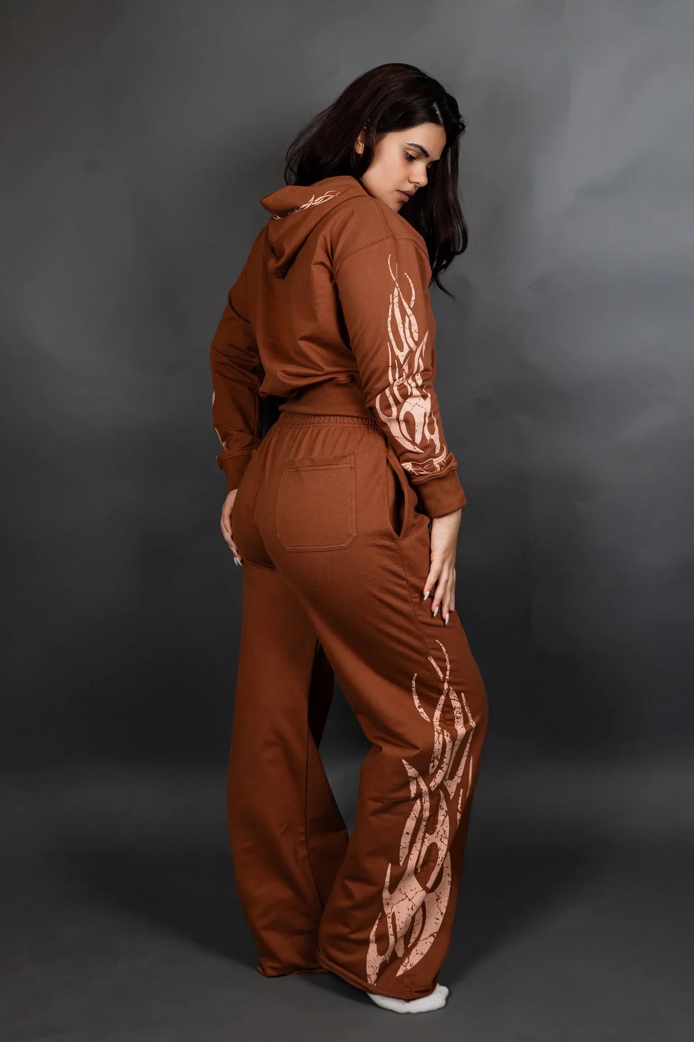 WILDVERVE FROSTFLAME FLARE SWEAT PANT (RUST BROWN)
