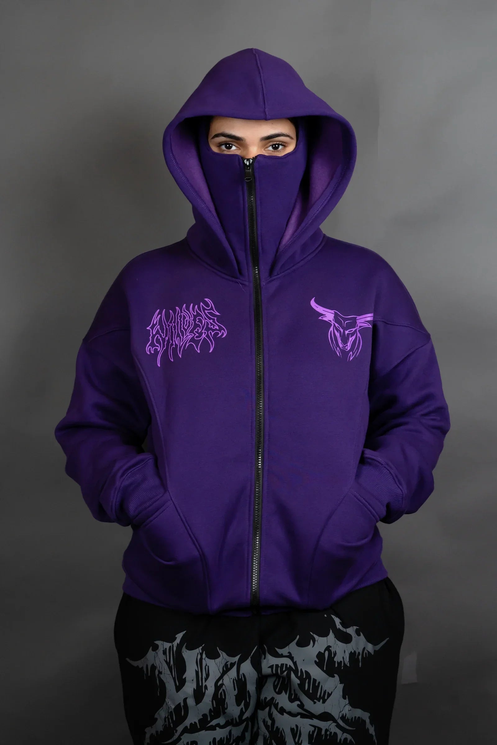 HOODIES/SWEATSHIRTS