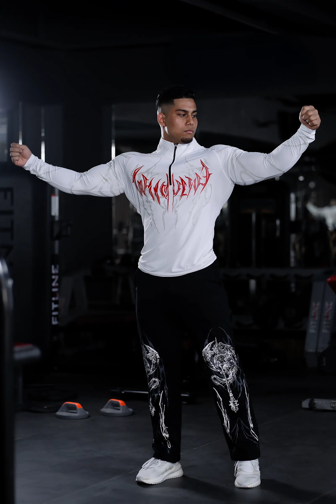 DARK ECLIPSE QUARTER-ZIP COMPRESSION (ECLIPSE GREY & RED)