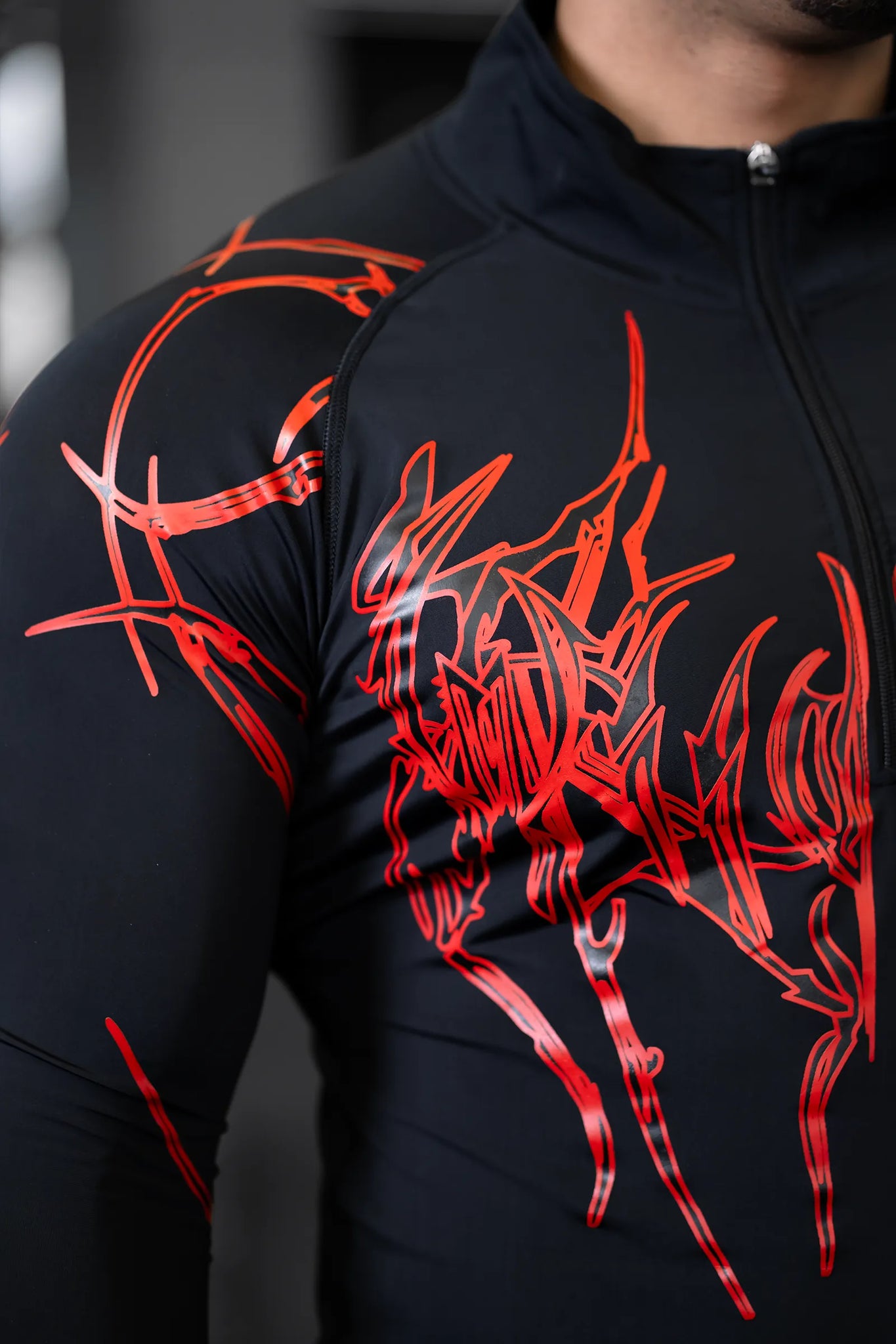 DARK ECLIPSE QUARTER-ZIP COMPRESSION (INFERNO RED)