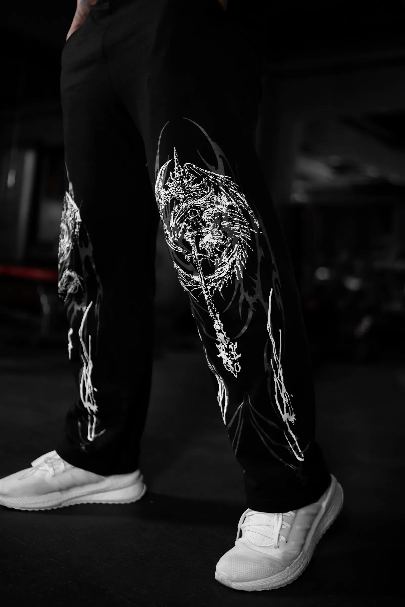 UNCHAINED SOUL SWEAT PANT (BLACK)