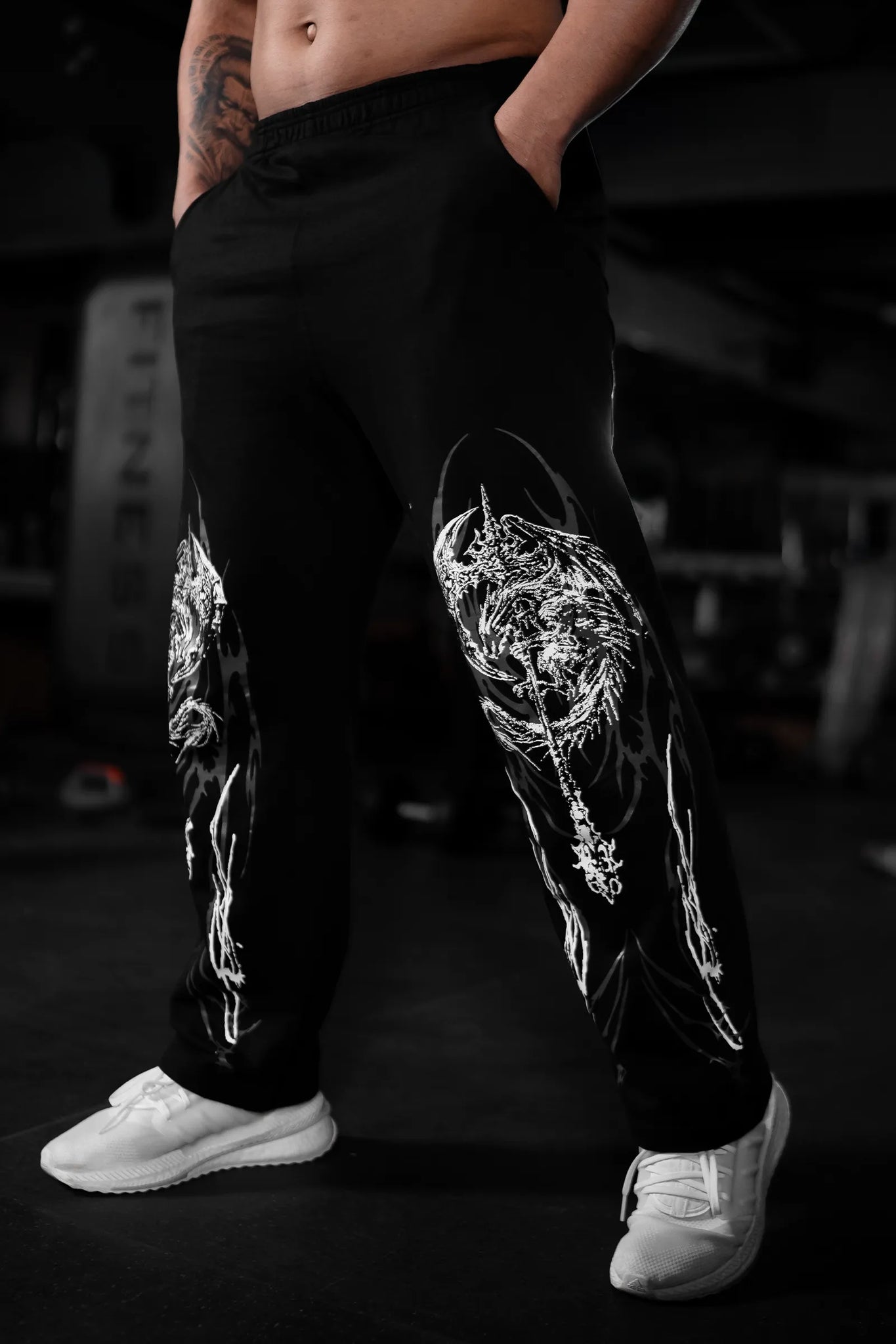 UNCHAINED SOUL SWEAT PANT (BLACK)