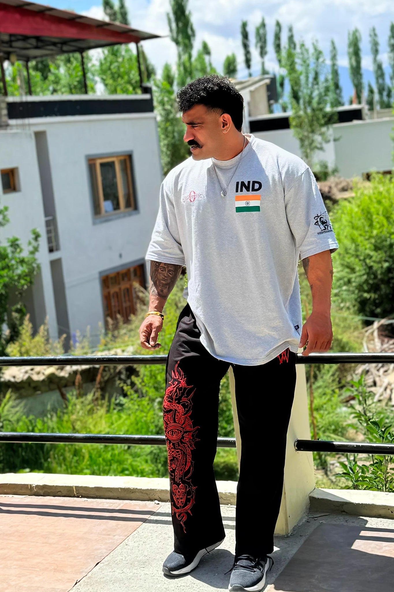 WILDVERVE OLYMPIA INDIA EDITION TEE