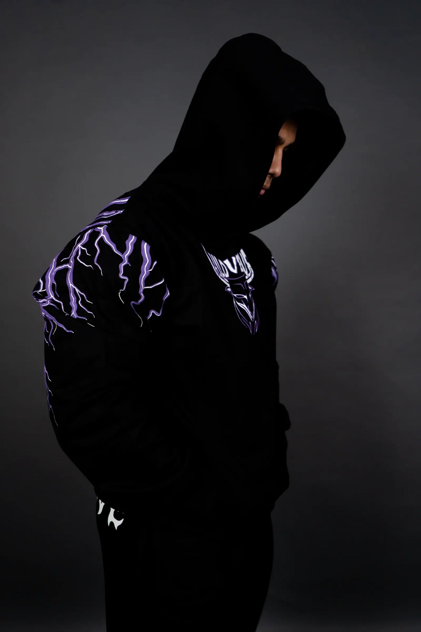 THUNDER STORM HOODIE (BLACK PURPLE)