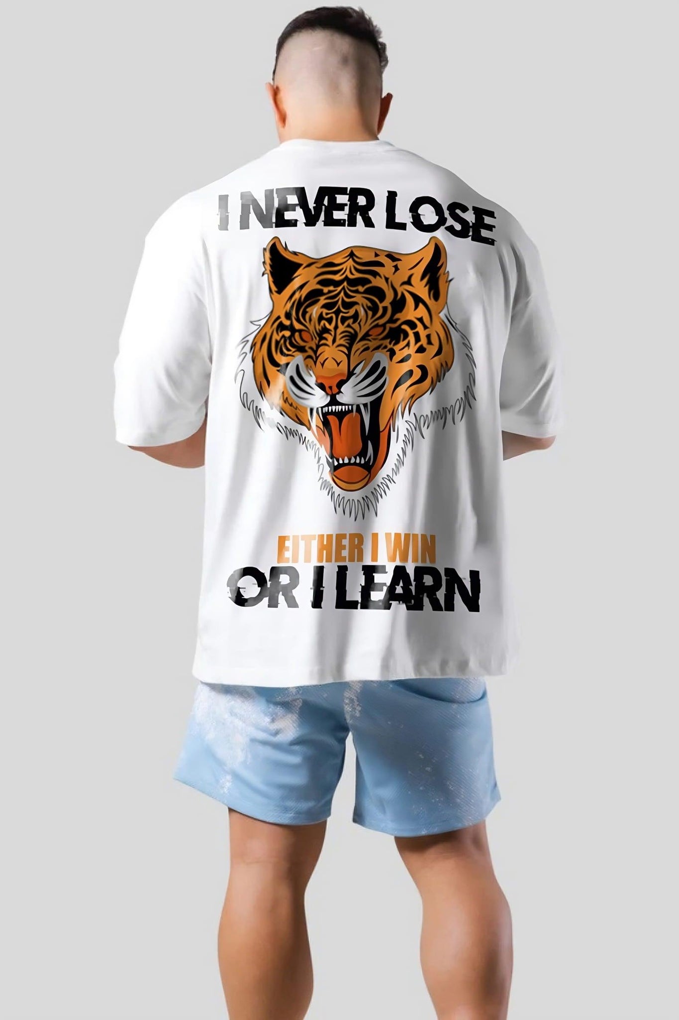 I NEVER LOSE ROAR OVERSIZED T-SHIRT (WHITE) - THEWILDVERVE